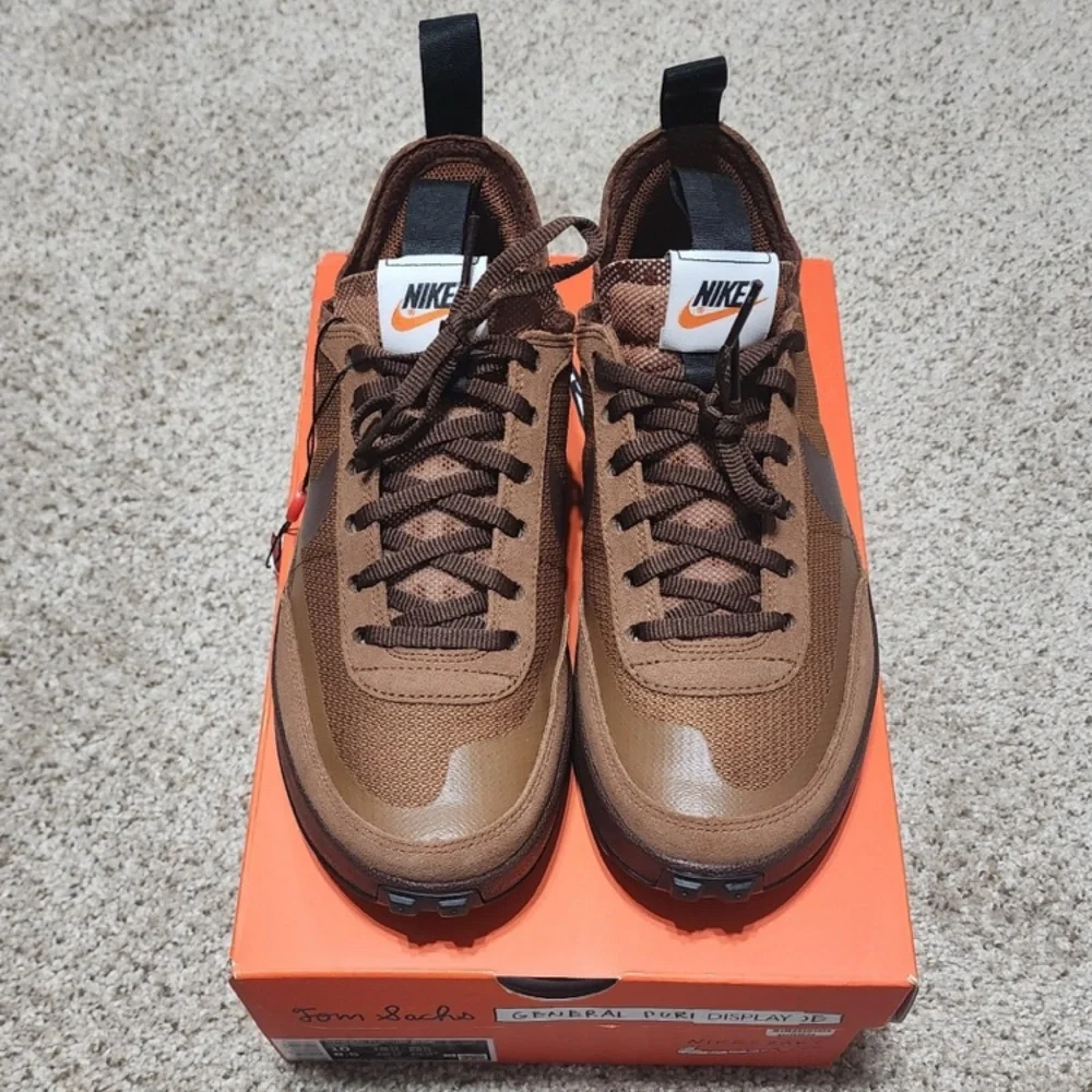 Nike Brown Athletic Shoes - Picture 2 of 10